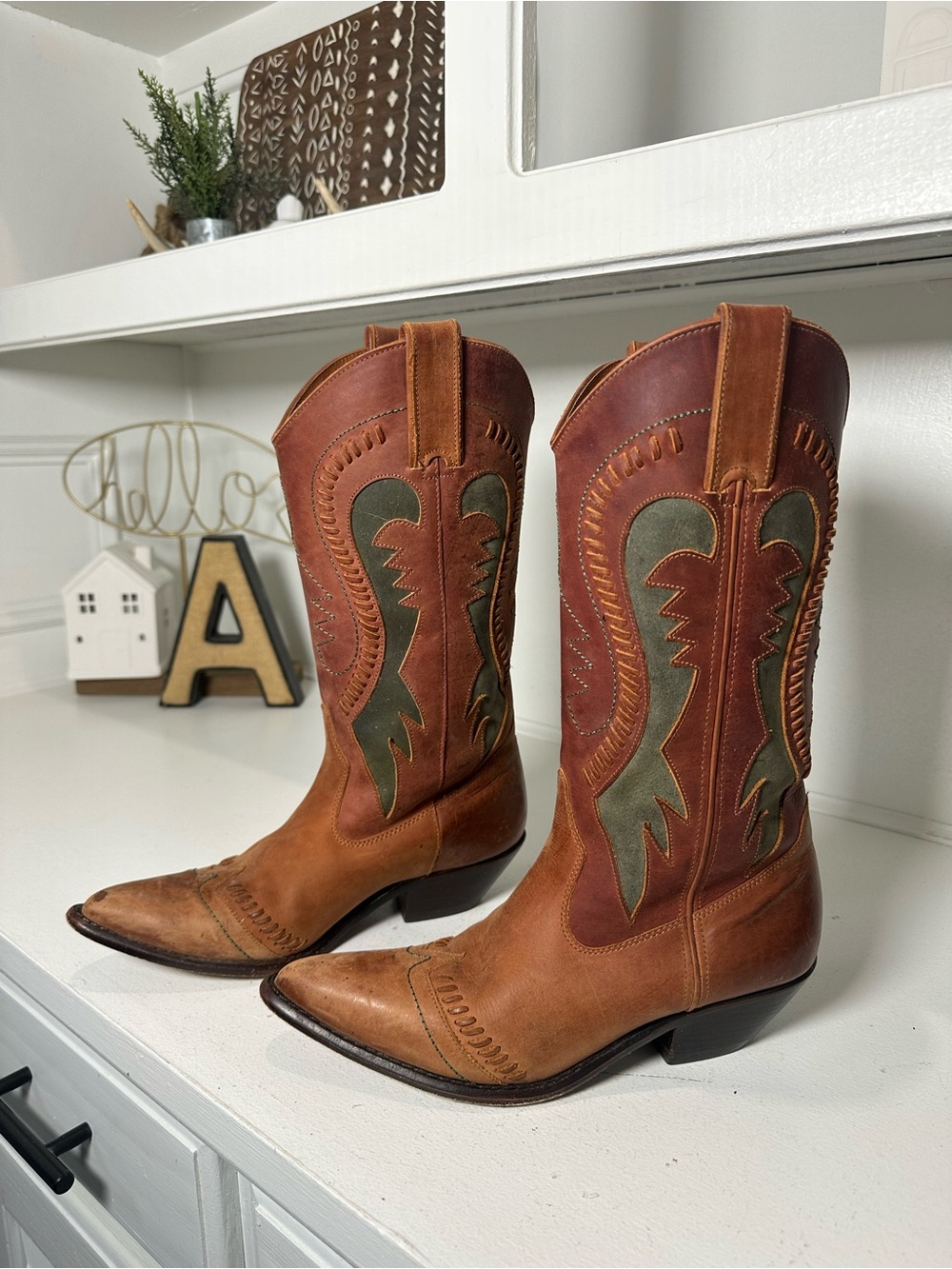 Vintage Circle S Cowboy Boots Women 8 Brown Leather Western Boots Made in Brazil